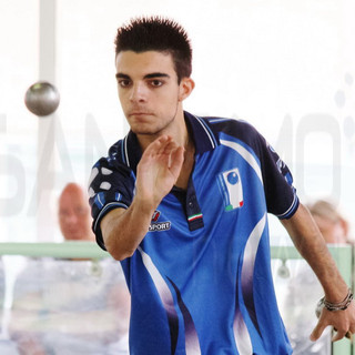 Il vallecrosino Diego Rizzi cala il bis d'oro a Taranto: dopo il tiro di precisione, trionfa anche in coppia con Andrea Chiapello
