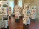 Da Lucca a Sanremo: i divani leggendari di Buduàr in mostra tra ironia e matite d’autore