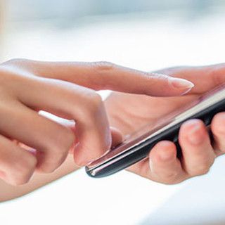 Allarme in Riviera, la truffa dell'account WhatsApp svuota i conti